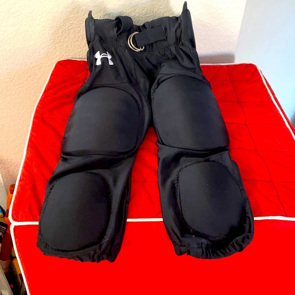 Under Armour Football pants with pads